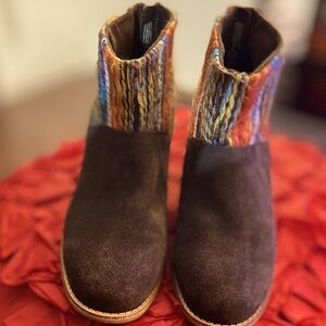 Toms brown suede booties 3 inch heel